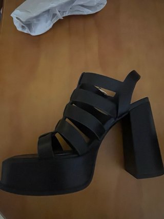 Sandalias negras tacón plataforma