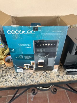 Cecotec Cafetera Express Tanque Leche