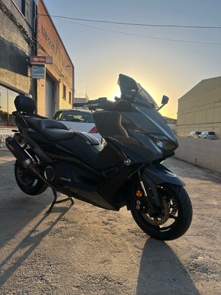 Yamaha Tmax 560 2021