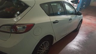 Mazda3  Hatchback 1.6 105cv 2010