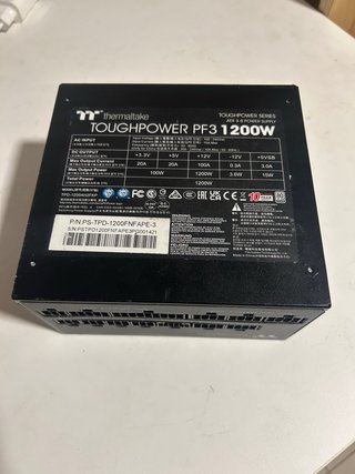 Thermaltake Toughpower PF3 1200W 80 Plus Platinum