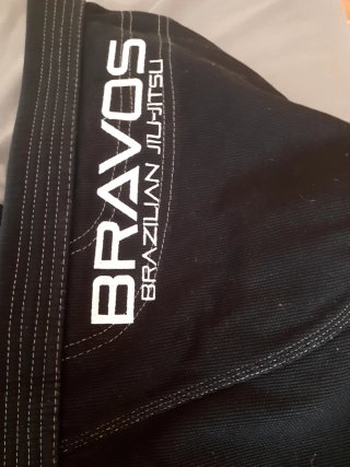Kimono Jiu Jitsu Bravos Negro Nuevo