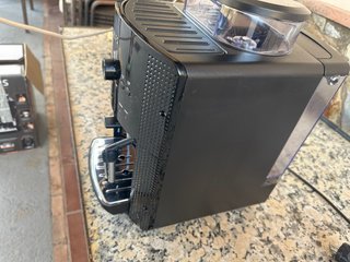 Cafetera Krups EA8108 Eléctrica Automática
