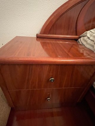 Urgente: Cama de madera colchón mesillas y somier