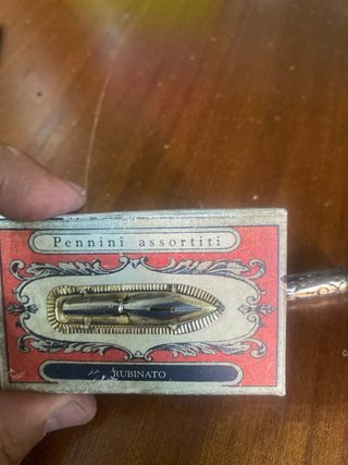 Plumin Rubinato con caja de plumillas