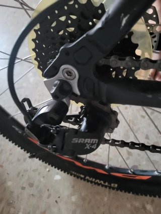 Bicicleta B'TWIN Rockrider 500