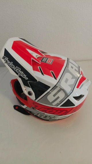 Casco Troy Lee D4 MTB Talla M
