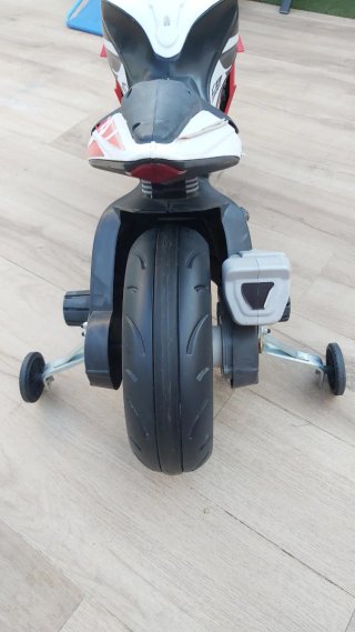 Moto elextrica para niños Honda CB Roja