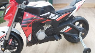 Moto elextrica para niños Honda CB Roja