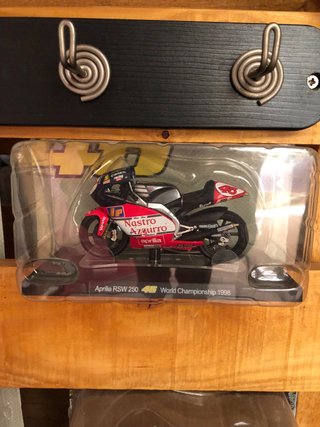Collezione 19 Moto Valentino Rossi 1:18