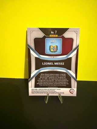 Cromo Panini Prizm Lionel Messi Qatar 2022