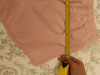 Pantalón corto rosa talla M