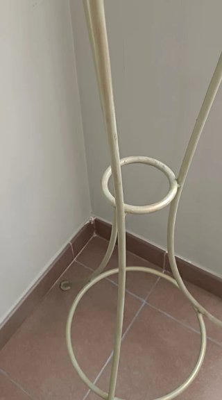 Porta macetas de forja