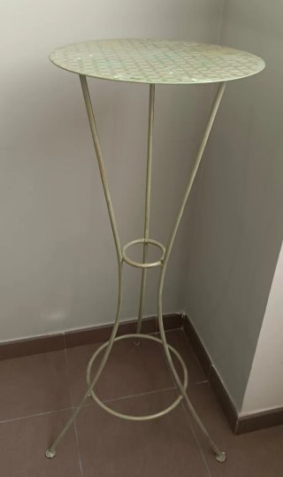 Porta macetas de forja