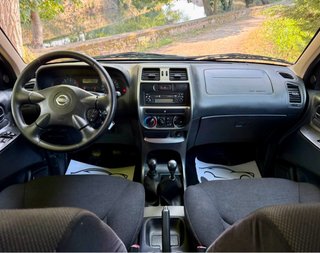 Nissan Terrano II 2005
