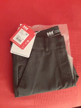 Pantalón Helly Hansen gris Talla 26
