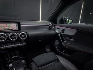 Mercedes-Benz Clase CLA AMG NIGHT