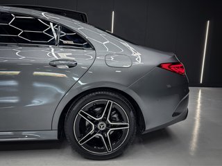 Mercedes-Benz Clase CLA AMG NIGHT