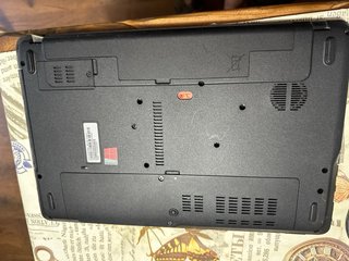 Ordenador portátil Acer Aspire E1-571