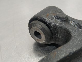 BRAZO SUSPENSION INFERIOR DELANTERO DERECHO FIAT