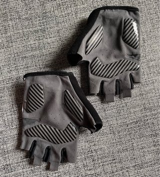 Pack Ciclismo: Zapatillas Catlike + Accesorios