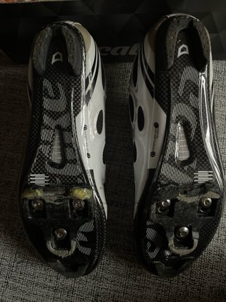 Pack Ciclismo: Zapatillas Catlike + Accesorios
