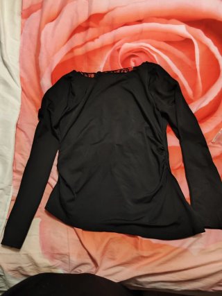Blusa manga larga encaje lazo