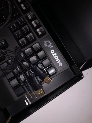 Teclado Ozone Spectra como nuevo