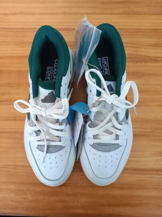 Adidas Court 24