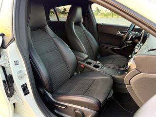 Mercedes-Benz Clase CLA AMG LINE 2015