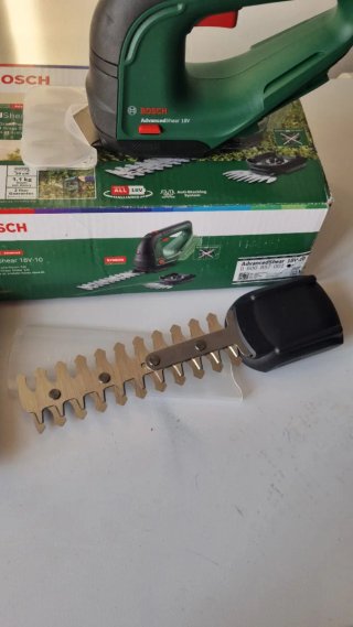 Tagliasiepi Bosch AdvancedShear 18V-10