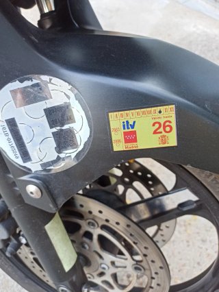 Suzuki Vstrom 650 DL Negra