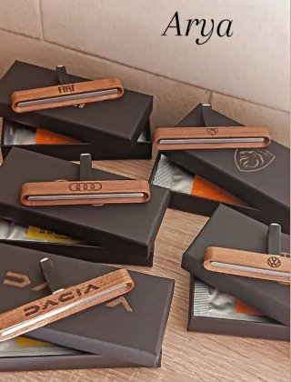 Profumatore auto legno con logo