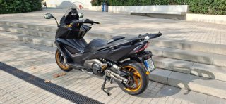 KYMCO AK 550 "IMPOLUTA"