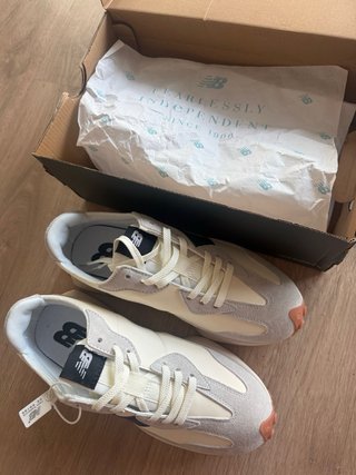 Bambas New Balance Talla 43 Beige/Gris