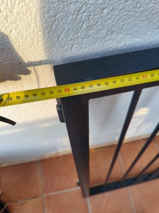 Puerta reja metálica de seguridad