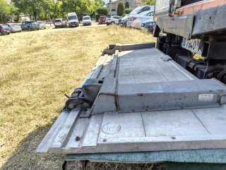 Plataforma Elevadora DHOLLANDIA para camion 3500kg