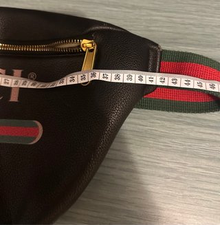 Riñonera Gucci Negra