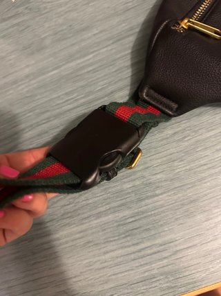 Riñonera Gucci Negra