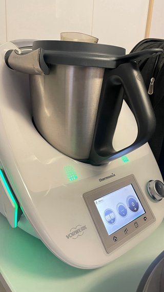 Thermomix TM5 con Accesorios y Bolsa