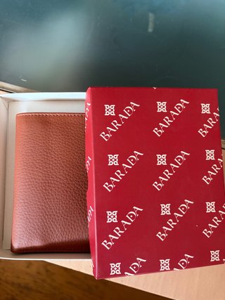 Cartera Barada piel billetes y tarjetas