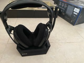 Auriculares Gaming Astro A50 Wireless + Base