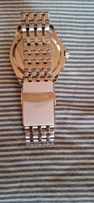 Reloj Gigandet Chronograph Plata y verde oliva.