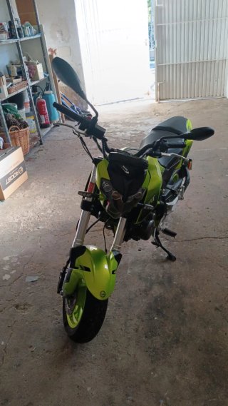 Benelli TNT Tornado Moto Naked