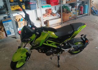 Benelli TNT Tornado Moto Naked