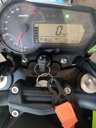 Benelli TNT Tornado Moto Naked