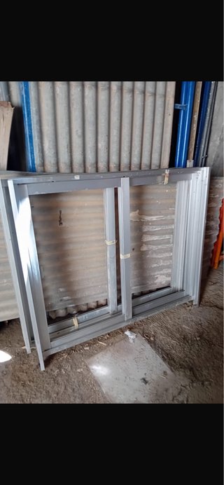 2 Ventanas Aluminio 120x100 sin cristal
