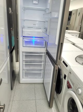 ☆NEVERA MARCA GRUNDIG COMBI NOFROST☆
