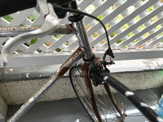 Bicicleta antigua para restaurar