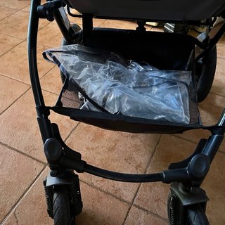 Carrito 2 en 1 Kinderkraft Moov gris